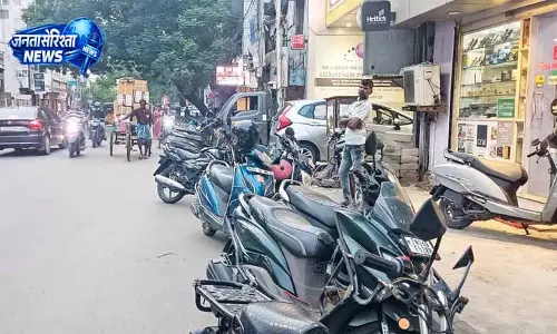 Chennai हाई रोड पर वाहन जाम, नागरिकों में नाराजगी Chennai हाई रोड पर वाहन जाम, नागरिकों में नाराजगी