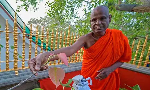 Sri Lankan के शीर्ष भिक्षु को नाबालिग यौन शोषण के आरोप में गिरफ्तार