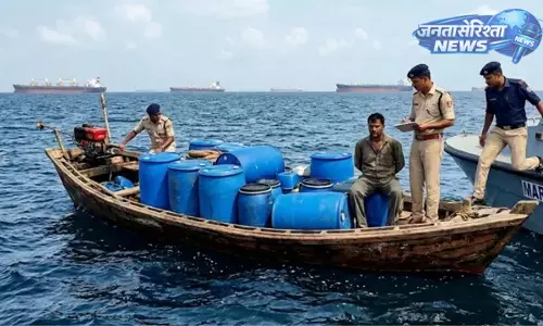 Odisha : पारादीप तट पर अवैध ईंधन सप्लाई रैकेट का भंडाफोड़, 3,500 लीटर डीजल जब्त