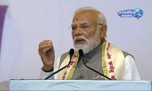कर्नाटक में कांग्रेस पर Modi का हमला, शासन में अस्थिरता का आरोप