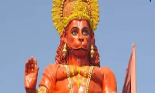 Meghalaya: शिलांग मंदिर में तोड़फोड़, मूर्तियां और गहने चोरी, जांच जारी Meghalaya: शिलांग मंदिर में तोड़फोड़, मूर्तियां और गहने चोरी, जांच जारी