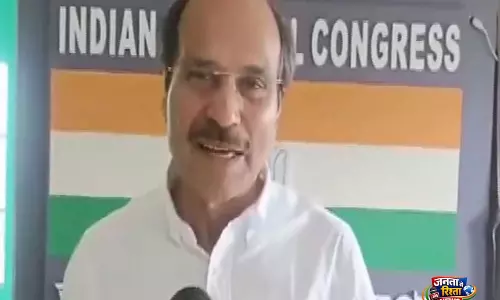 ममता बनर्जी इसलिए समर्थन मांग रही हैं क्योंकि उनकी ताकत कमज़ोर पड़ गई है: Congress के अधीर रंजन चौधरी