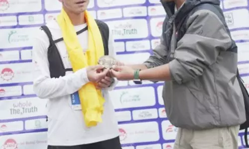 Sikkim: हेडमास्टर जीएम लिम्बू ने दौड़ने के जुनून से स्टूडेंट्स को प्रेरित किया