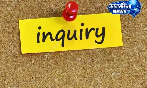Kashmir: जनता ने बर्फ हटाने में सुस्ती पर जताई नाराजगी Kashmir: जनता ने बर्फ हटाने में सुस्ती पर जताई नाराजगी