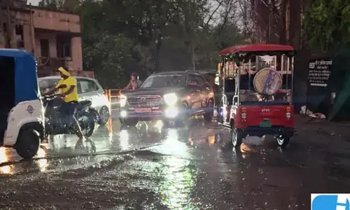 आंधी और बारिश से बिलासपुर बेहाल, बिजली गुल होने से गहराया जलसंकट आंधी और बारिश से बिलासपुर बेहाल, बिजली गुल होने से गहराया जलसंकट