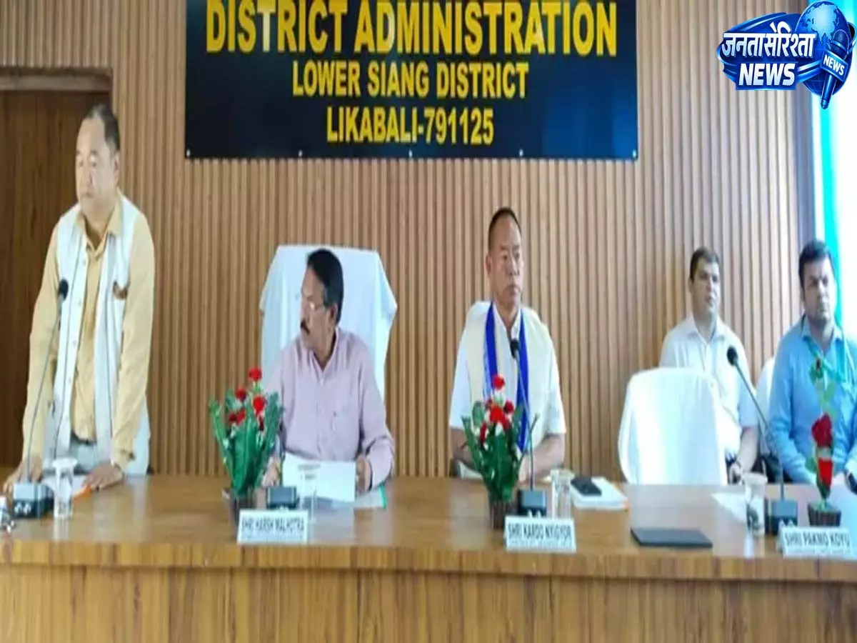 ITANAGAR: मल्होत्रा ने एल/सियांग में सड़क संपर्क समस्याओं के समाधान का भरोसा दिया ITANAGAR: मल्होत्रा ने एल/सियांग में सड़क संपर्क समस्याओं के समाधान का भरोसा दिया