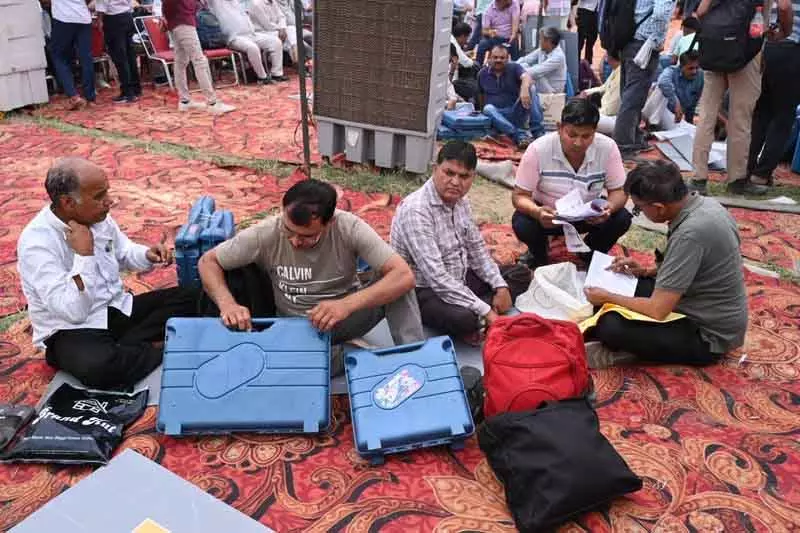 आज Sonipat में नगर निगम चुनाव, वोटिंग में भाग लेंगे 2.96 लाख लोग आज Sonipat में नगर निगम चुनाव, वोटिंग में भाग लेंगे 2.96 लाख लोग