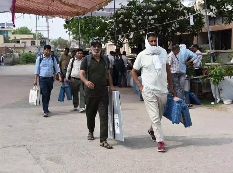 नगर निगम चुनाव आज, Rewari में 99 और धारूहेड़ा में 27 बूथ बनाए गए नगर निगम चुनाव आज, Rewari में 99 और धारूहेड़ा में 27 बूथ बनाए गए