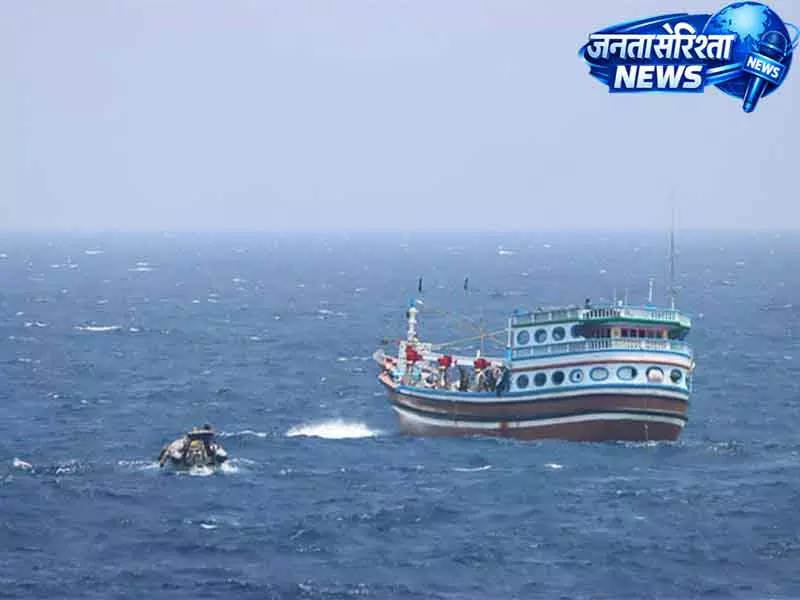 होर्मुज जलडमरूमध्य के पास नाव में आग लगने से भारतीय नाविक की मौत होर्मुज जलडमरूमध्य के पास नाव में आग लगने से भारतीय नाविक की मौत