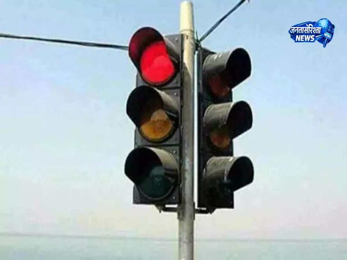Hyderabad: पीएम मोदी दौरे के चलते हैदराबाद में ट्रैफिक रोक Hyderabad: पीएम मोदी दौरे के चलते हैदराबाद में ट्रैफिक रोक