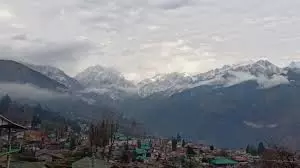 Dehradun: उत्तराखंड के पांच जिलों में बारिश की संभावना Dehradun: उत्तराखंड के पांच जिलों में बारिश की संभावना