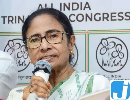तमिलनाडु के सीएम बनने पर ममता बनर्जी ने टीवीके प्रमुख विजय को दी बधाई तमिलनाडु के सीएम बनने पर ममता बनर्जी ने टीवीके प्रमुख विजय को दी बधाई