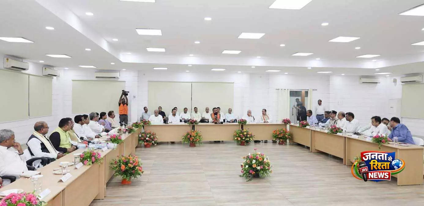 सम्राट चौधरी ने बदली CM सचिवालय की टीम, नए अधिकारियों को मिली जिम्मेदारी सम्राट चौधरी ने बदली CM सचिवालय की टीम, नए अधिकारियों को मिली जिम्मेदारी
