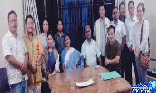Itanagar: फीस बढ़ोतरी को लेकर वीकेवीपीसीसीएपी ने सरकार से कार्रवाई की मांग Itanagar: फीस बढ़ोतरी को लेकर वीकेवीपीसीसीएपी ने सरकार से कार्रवाई की मांग