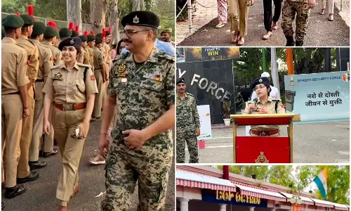 Jammu: एसपी हेडक्वार्टर जम्मू ने आरएस पुरा बॉर्डर पोस्ट का दौरा किया Jammu: एसपी हेडक्वार्टर जम्मू ने आरएस पुरा बॉर्डर पोस्ट का दौरा किया