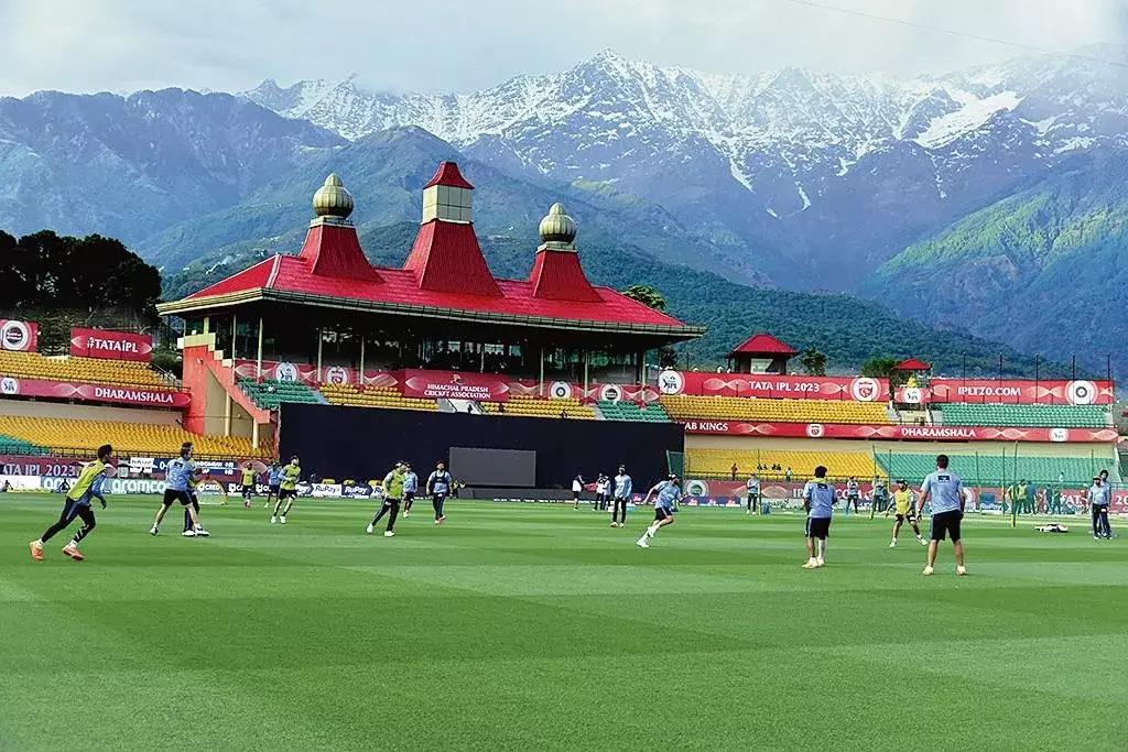 Dharamshala: धर्मशाला में IPL मैचों को लेकर प्रशासन अलर्ट Dharamshala: धर्मशाला में IPL मैचों को लेकर प्रशासन अलर्ट