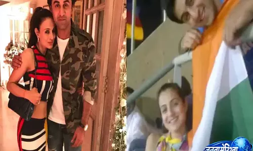 Ameesha Patel throwback: रणबीर कपूर के साथ 2011 WC फाइनल की तस्वीर वायरल Ameesha Patel throwback: रणबीर कपूर के साथ 2011 WC फाइनल की तस्वीर वायरल