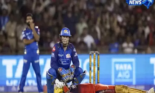 IPL: RCB ने आखिरी गेंद पर दो विकेट से जीता, मुंबई इंडियंस बाहर IPL: RCB ने आखिरी गेंद पर दो विकेट से जीता, मुंबई इंडियंस बाहर