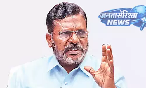 DMK गठबंधन पर नाराज़गी से इनकार, थोल. थिरुमावलवन ने मुख्यमंत्री विजय को दी बधाई DMK गठबंधन पर नाराज़गी से इनकार, थोल. थिरुमावलवन ने मुख्यमंत्री विजय को दी बधाई