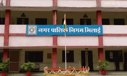 निगम आयुक्त पर आर्थिक अनियमितता का आरोप, कलेक्टर से हुई शिकायत