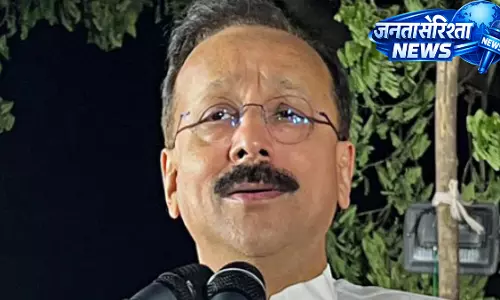 बाबा सिद्दीकी हमले में ड्यूटी लापरवाही, Mumbai पुलिस कांस्टेबल नौकरी से बर्खास्त बाबा सिद्दीकी हमले में ड्यूटी लापरवाही, Mumbai पुलिस कांस्टेबल नौकरी से बर्खास्त