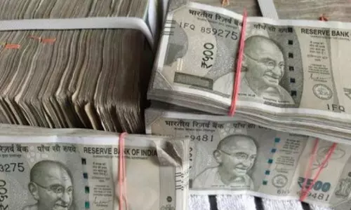 रायपुर : धान खरीदी में 10 लाख की गड़बड़ी, FIR दर्ज रायपुर : धान खरीदी में 10 लाख की गड़बड़ी, FIR दर्ज