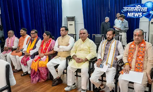 योगी कैबिनेट विस्तार में OBC और दलित प्रतिनिधित्व बढ़ा योगी कैबिनेट विस्तार में OBC और दलित प्रतिनिधित्व बढ़ा