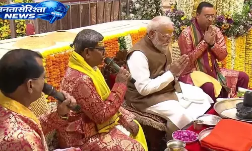 गुजरात दौरे पर PM मोदी, सोमनाथ में पूजा और सरदार पटेल को अर्पित की श्रद्धांजलि