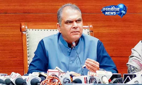 पंजाब मंत्री अरोड़ा को कोर्ट से ED कस्टडी मिली पंजाब मंत्री अरोड़ा को कोर्ट से ED कस्टडी मिली