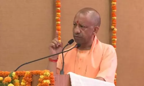 सनातन को मिटाने वाले खुद मिट गए : CM योगी सनातन को मिटाने वाले खुद मिट गए : CM योगी