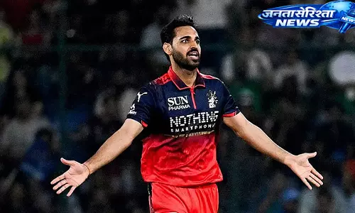 Bhuvneshwar कुमार का धमाकेदार प्रदर्शन, मुंबई के खिलाफ 4 विकेट लेकर पर्पल कैप पर कब्जा