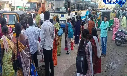 Mancherial: TGRTC ड्राइवरों ने ब्रेथ एनालाइजर टेस्ट पर मंचेरियल में किया विरोध