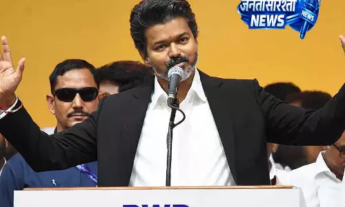 Tamil Nadu सरकार के अधिकारियों के संघ ने विजय को बधाई दी