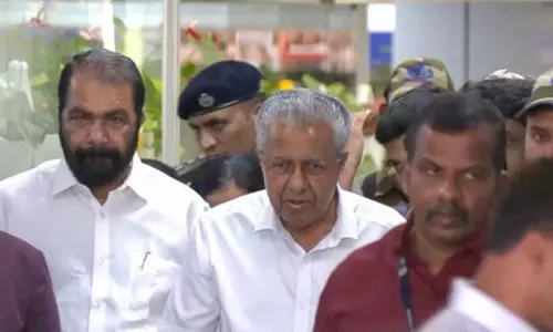 संकट में पिनाराई विजयन, पार्टी तय करेगी अपने सबसे मजबूत नेता का भविष्य संकट में पिनाराई विजयन, पार्टी तय करेगी अपने सबसे मजबूत नेता का भविष्य