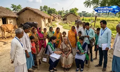 UP : जनगणना-2027 की तैयारी तेज, लार ब्लॉक में मकान स्व-जनगणना अभियान को मिली रफ्तार UP : जनगणना-2027 की तैयारी तेज, लार ब्लॉक में मकान स्व-जनगणना अभियान को मिली रफ्तार