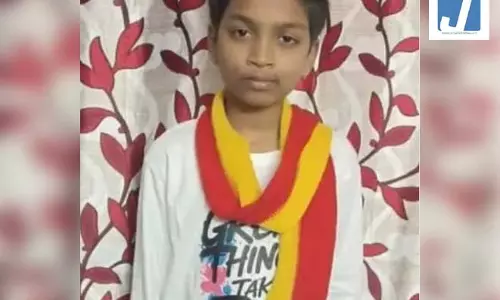 भयावह घटना: परिवार के 10 सदस्यों के साथ पैदल तीर्थयात्रा के लिए जा रहे थे, तभी... भयावह घटना: परिवार के 10 सदस्यों के साथ पैदल तीर्थयात्रा के लिए जा रहे थे, तभी...