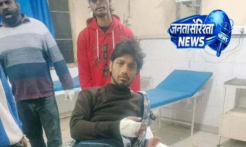 Ludhiana: मौके पर पड़ोसियों और लोगों में चिंता का माहौल Ludhiana: मौके पर पड़ोसियों और लोगों में चिंता का माहौल