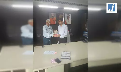 निवर्तमान बीजापुर जिला कलेक्टर ने नगर निगम रायपुर में आयुक्त पद का कार्यभार सम्हाला निवर्तमान बीजापुर जिला कलेक्टर ने नगर निगम रायपुर में आयुक्त पद का कार्यभार सम्हाला