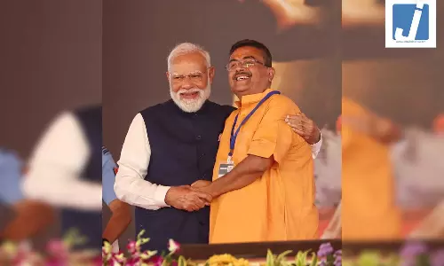 पश्चिम बंगाल में मुख्यमंत्री सुवेंदु अधिकारी ने किया विभागों का बंटवारा, जानें किसे मिली कौन सी जिम्मेदारी पश्चिम बंगाल में मुख्यमंत्री सुवेंदु अधिकारी ने किया विभागों का बंटवारा, जानें किसे मिली कौन सी जिम्मेदारी