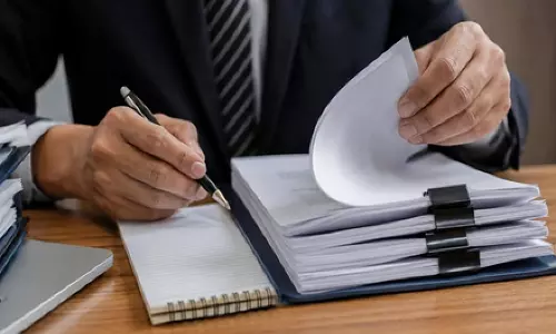 पश्चिम बंगाल सरकार ने मनोनीत सदस्यों और पुनर्नियुक्त अधिकारियों का कार्यकाल समाप्त किया