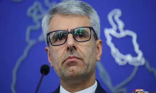 Iran का अमेरिका को संदेश, ‘एकतरफा दबाव खत्म करे’, अपने प्रस्ताव को बताया उदार Iran का अमेरिका को संदेश, ‘एकतरफा दबाव खत्म करे’, अपने प्रस्ताव को बताया उदार