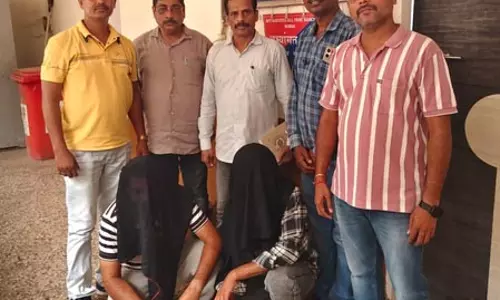 ड्रग्स नेटवर्क पर बड़ी कार्रवाई, 3.82 करोड़ की हेरोइन के साथ दो गिरफ्तार ड्रग्स नेटवर्क पर बड़ी कार्रवाई, 3.82 करोड़ की हेरोइन के साथ दो गिरफ्तार
