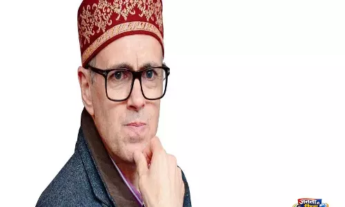 Omar Abdullah का बयान: शराब की दुकानें धर्मानुसार अनुमति वाले लोगों के लिए, न कि प्रचार के लिए Omar Abdullah का बयान: शराब की दुकानें धर्मानुसार अनुमति वाले लोगों के लिए, न कि प्रचार के लिए