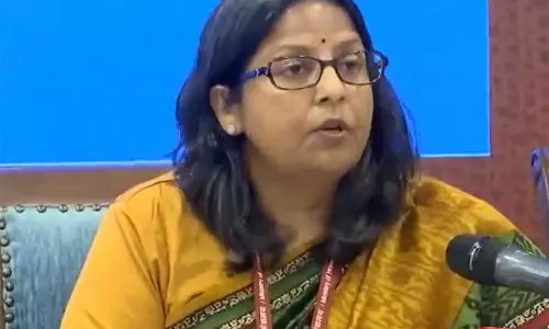 ईंधन और LPG का पर्याप्त भंडार मौजूद: पेट्रोलियम मंत्रालय, लोगों से ऊर्जा बचाने की अपील ईंधन और LPG का पर्याप्त भंडार मौजूद: पेट्रोलियम मंत्रालय, लोगों से ऊर्जा बचाने की अपील
