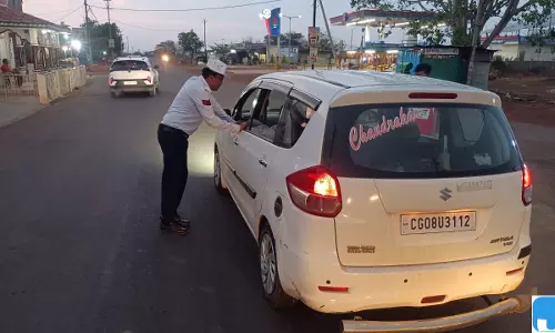 केसीजी यातायात पुलिस का सख्त अभियान, 193 मामलों में कार्रवाई केसीजी यातायात पुलिस का सख्त अभियान, 193 मामलों में कार्रवाई