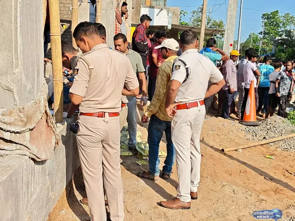 Odisha : नयागढ़ में युवक की बेरहमी से हत्या, दोनों हाथ काटे, इलाके में तनाव Odisha : नयागढ़ में युवक की बेरहमी से हत्या, दोनों हाथ काटे, इलाके में तनाव