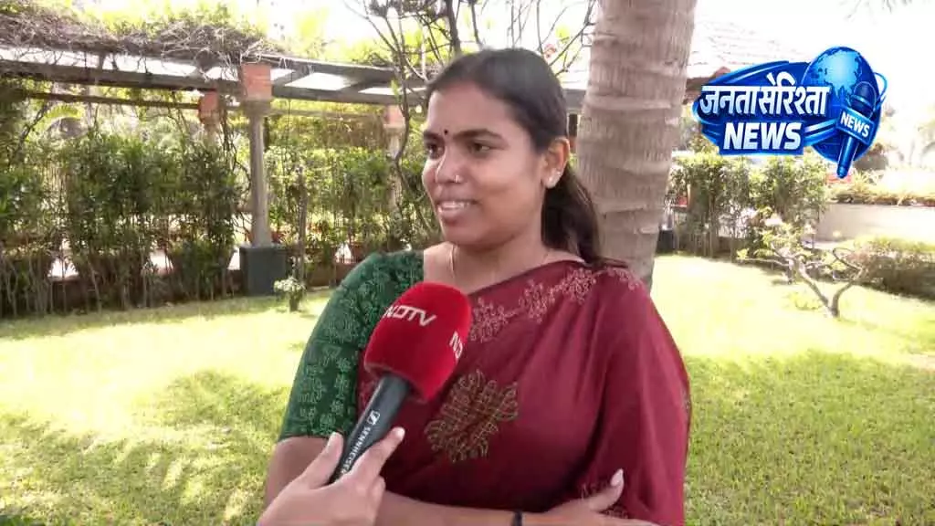 Chennai TVK मंत्री कीर्तना ने शपथ नहीं ली Chennai TVK मंत्री कीर्तना ने शपथ नहीं ली