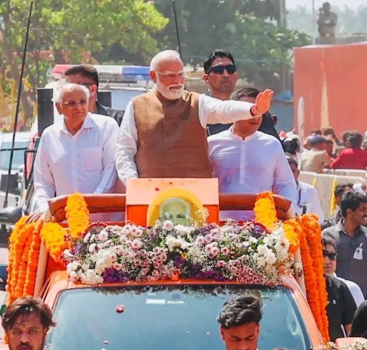 दुनिया की कोई ताकत हमें झुका नहीं सकती, पोखरण परमाणु परीक्षणों को PM मोदी ने दिलाई याद दुनिया की कोई ताकत हमें झुका नहीं सकती, पोखरण परमाणु परीक्षणों को PM मोदी ने दिलाई याद