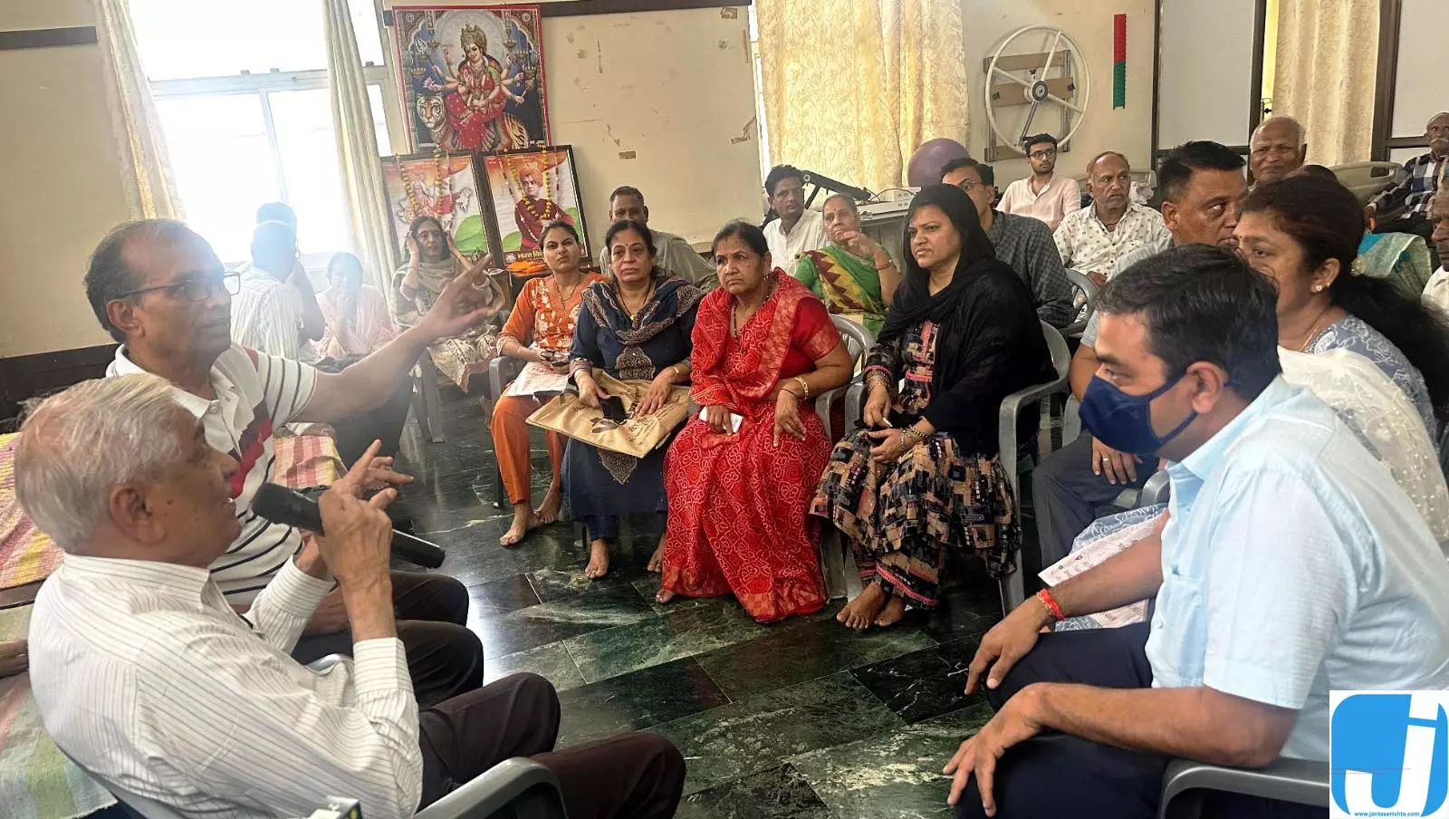 भाविप विवेकानंद शाखा के शिविर में जोड़ों के दर्द से परेशान सैकड़ों नागरिकों ने लिया स्वास्थ्य लाभ भाविप विवेकानंद शाखा के शिविर में जोड़ों के दर्द से परेशान सैकड़ों नागरिकों ने लिया स्वास्थ्य लाभ