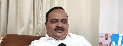 शायद यही अच्छे दिन हैं कि सब कुछ त्याग दो, पीएम मोदी की अपील पर आनंद दुबे का तंज शायद यही अच्छे दिन हैं कि सब कुछ त्याग दो, पीएम मोदी की अपील पर आनंद दुबे का तंज